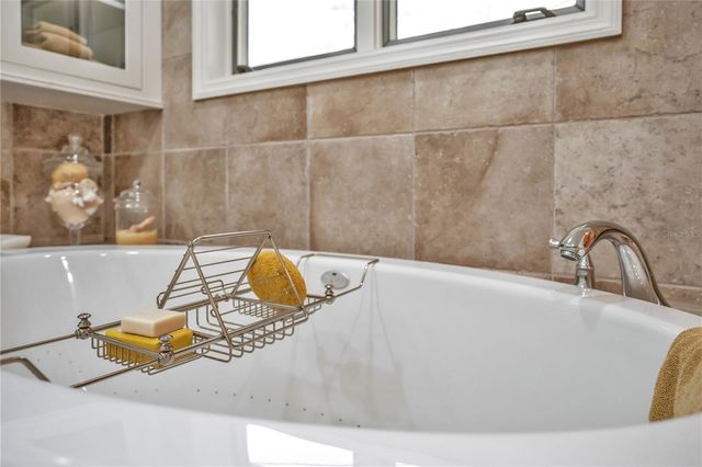 11451 FANGORN ROAD, Orlando, FL 32825