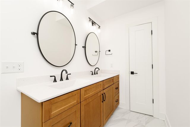 2034 Sienna Street, Kalamazoo, MI 49009