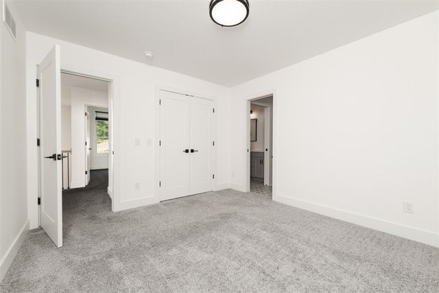 2034 Sienna Street, Kalamazoo, MI 49009