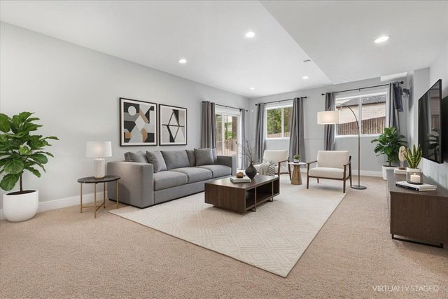 2034 Sienna Street, Kalamazoo, MI 49009