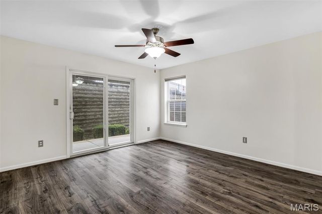 2460 Lampong Drive 100C, St Louis, MO 63125