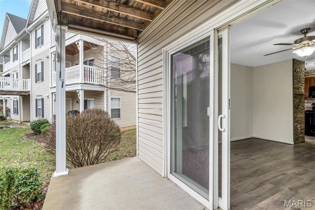 2460 Lampong Drive 100C, St Louis, MO 63125