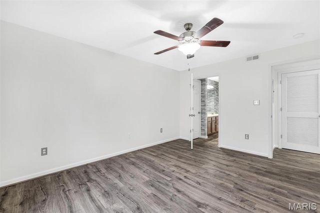 2460 Lampong Drive 100C, St Louis, MO 63125