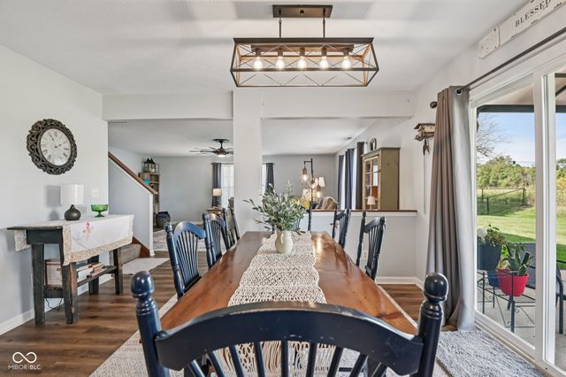 216 Oakview Drive, Mooresville, IN 46158