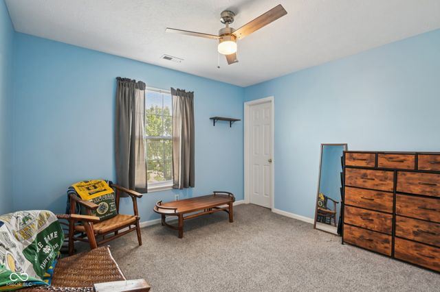 216 Oakview Drive, Mooresville, IN 46158