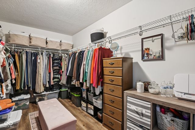 216 Oakview Drive, Mooresville, IN 46158