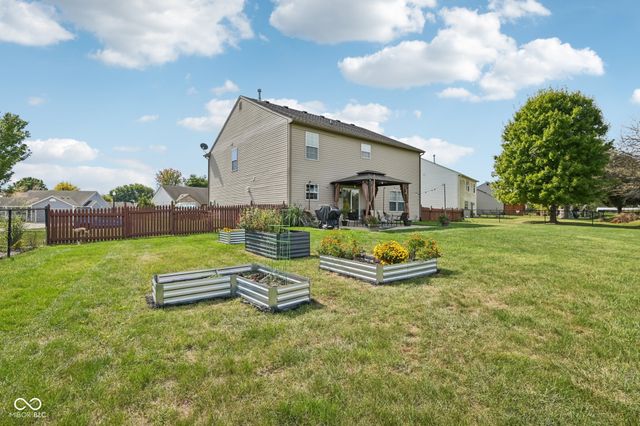 216 Oakview Drive, Mooresville, IN 46158