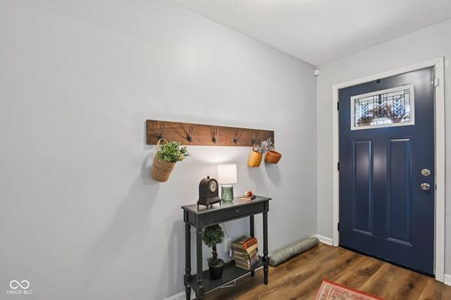 216 Oakview Drive, Mooresville, IN 46158