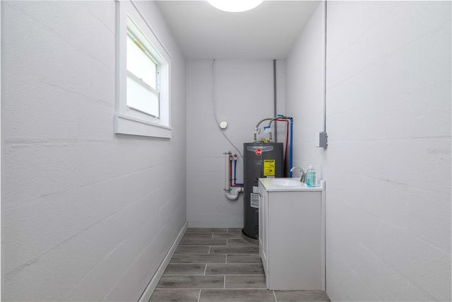 717 W WINIFRED STREET, Avon Park, FL 33825