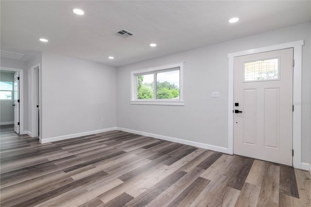 717 W WINIFRED STREET, Avon Park, FL 33825