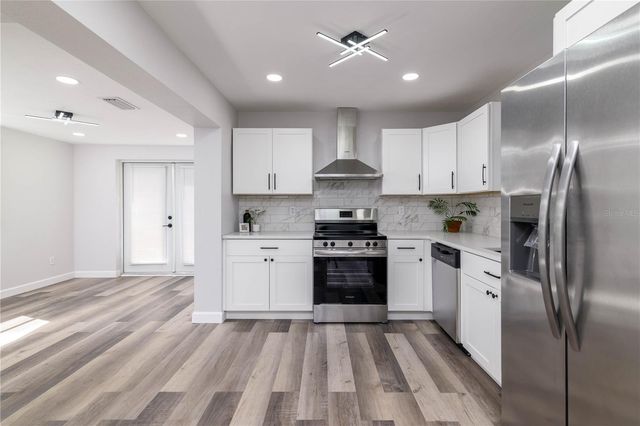 717 W WINIFRED STREET, Avon Park, FL 33825