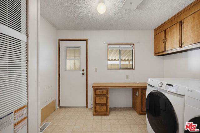 1300 W Menlo Avenue 222, Hemet, CA 92543