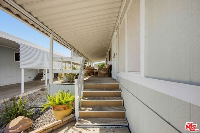 1300 W Menlo Avenue 222, Hemet, CA 92543