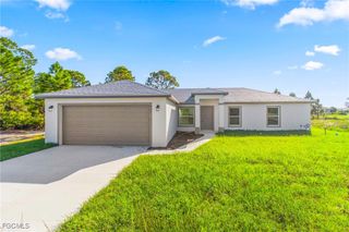 1120 Chiefland ST E, Lehigh Acres, FL 33974