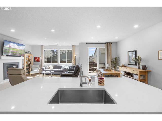 6140 Se 23RD St, Gresham, OR 97080