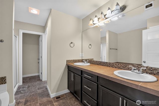 11552 174th Street E, Puyallup, WA 98374