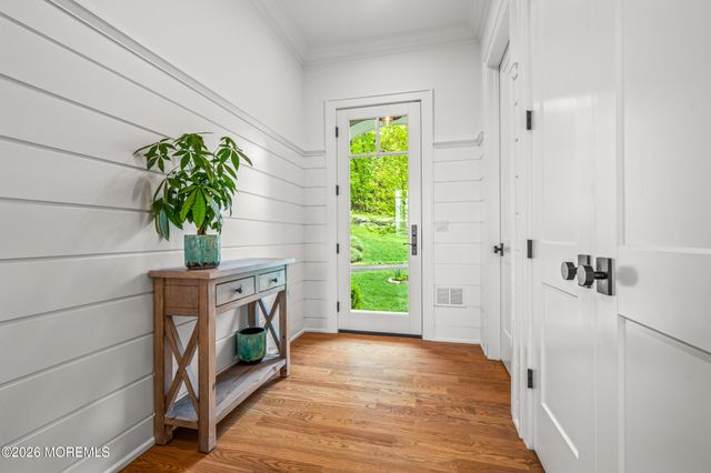 11 Beacon Hill Road, Atlantic Highlands, NJ 07716