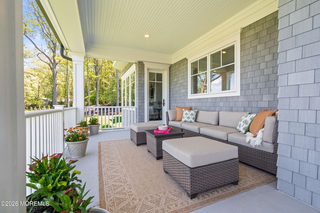 11 Beacon Hill Road, Atlantic Highlands, NJ 07716