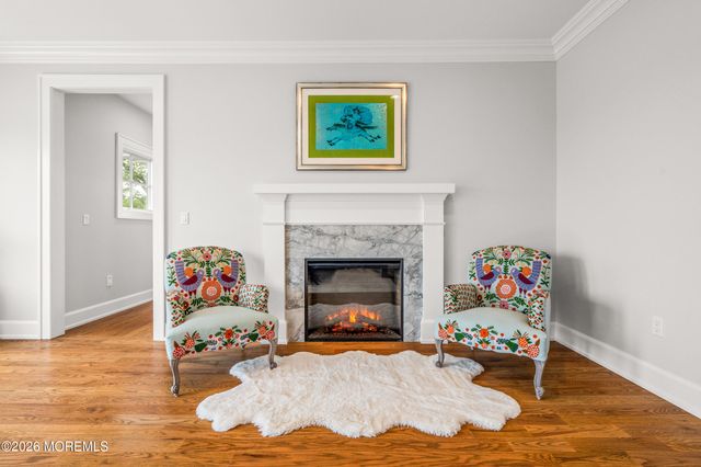 11 Beacon Hill Road, Atlantic Highlands, NJ 07716