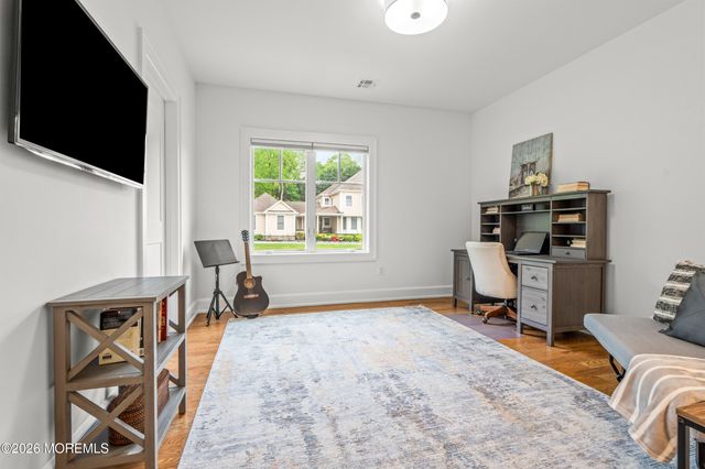 11 Beacon Hill Road, Atlantic Highlands, NJ 07716