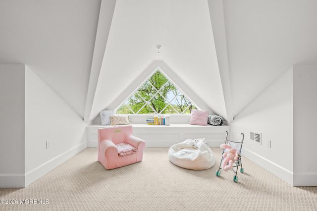 11 Beacon Hill Road, Atlantic Highlands, NJ 07716