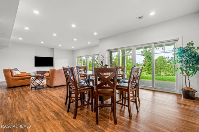 11 Beacon Hill Road, Atlantic Highlands, NJ 07716