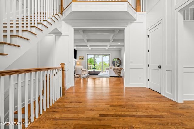 11 Beacon Hill Road, Atlantic Highlands, NJ 07716