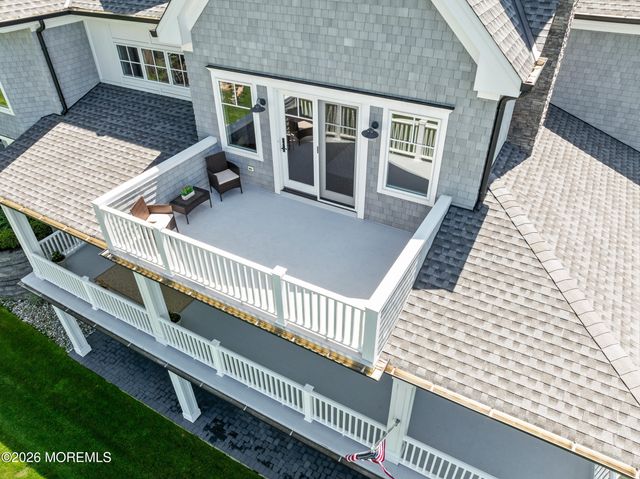 11 Beacon Hill Road, Atlantic Highlands, NJ 07716