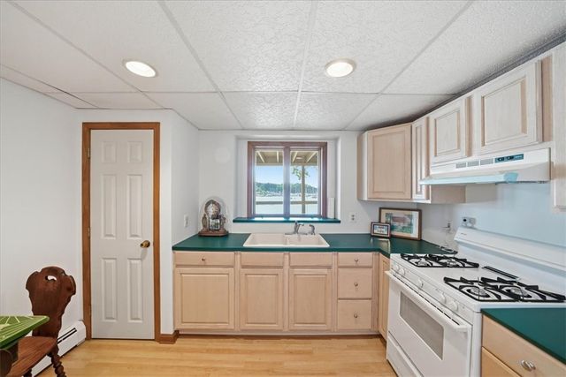 265 Grand View Drive, Warwick, RI 02886