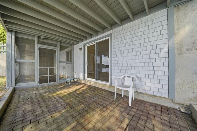 265 Grand View Drive, Warwick, RI 02886