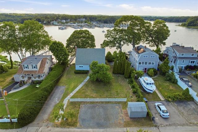 265 Grand View Drive, Warwick, RI 02886