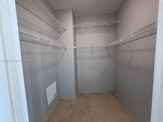 601 NE 36th Street 1311, Miami, FL 33137
