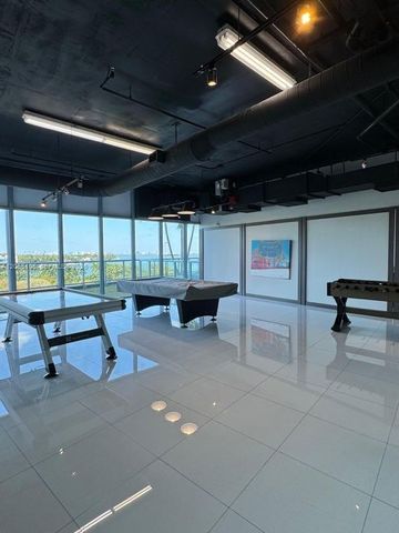 601 NE 36th Street 1311, Miami, FL 33137