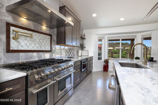 37064 S Rock Crest Drive, Tucson, AZ 85739