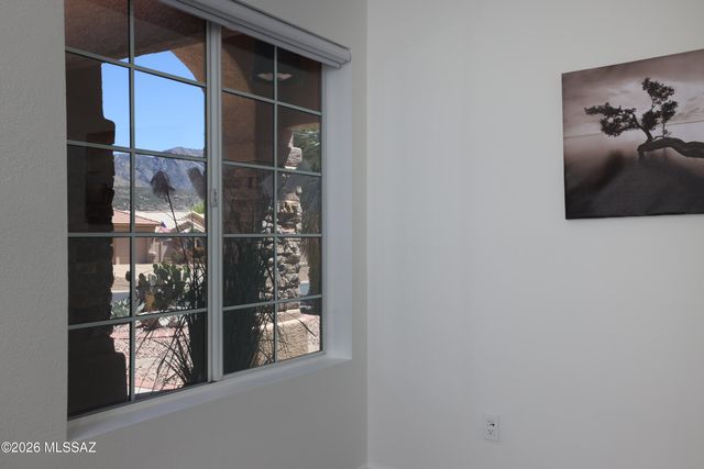 37064 S Rock Crest Drive, Tucson, AZ 85739