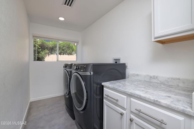 37064 S Rock Crest Drive, Tucson, AZ 85739