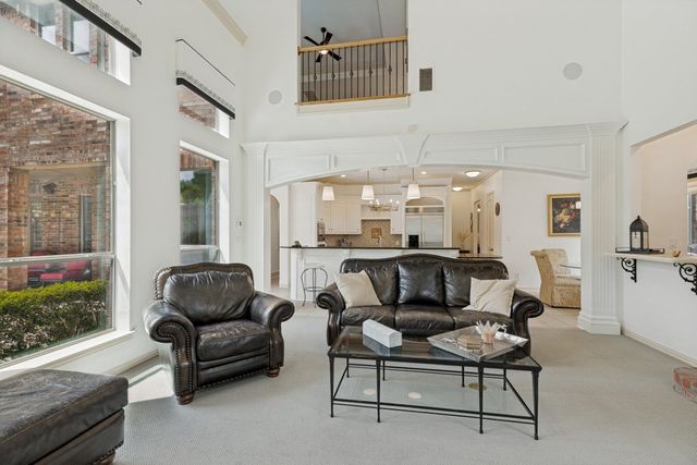 1301 Silverlake Road, Mckinney, TX 75072