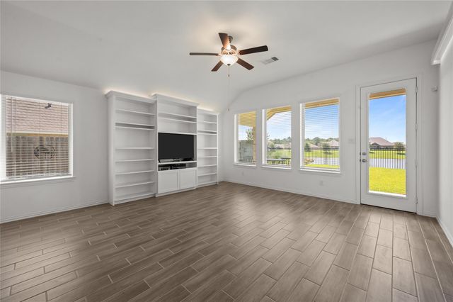 15322 Lake Front Drive, Mont Belvieu, TX 77523