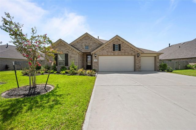 15322 Lake Front Drive, Mont Belvieu, TX 77523