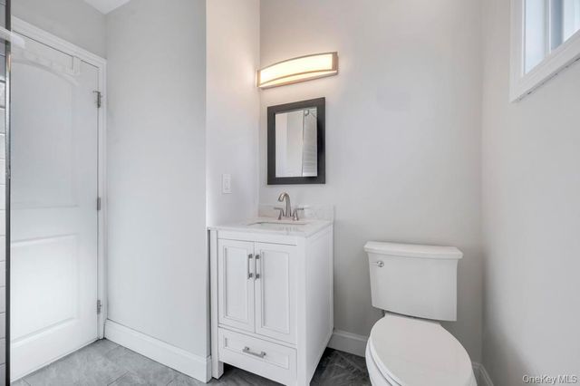 10 Continental Drive, Port Jefferson Station, NY 11776