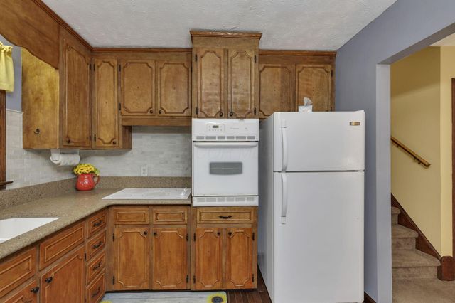 10210 Frasure Helber Road, Logan, OH 43138