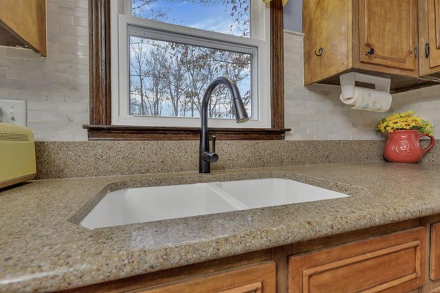 10210 Frasure Helber Road, Logan, OH 43138