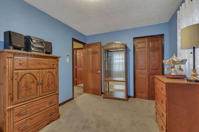 10210 Frasure Helber Road, Logan, OH 43138