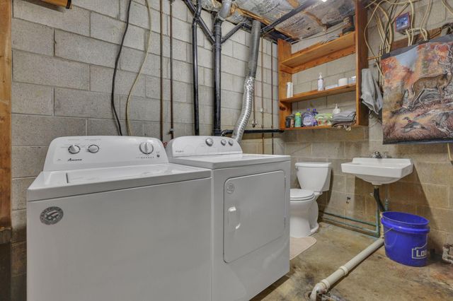 10210 Frasure Helber Road, Logan, OH 43138