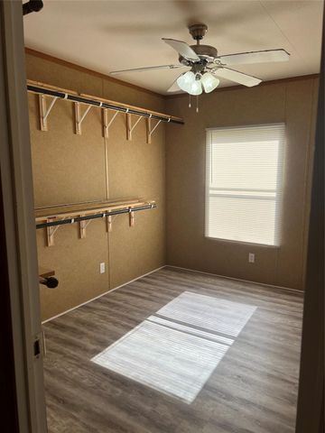 1412 Austin Street, Bay City, TX 77414