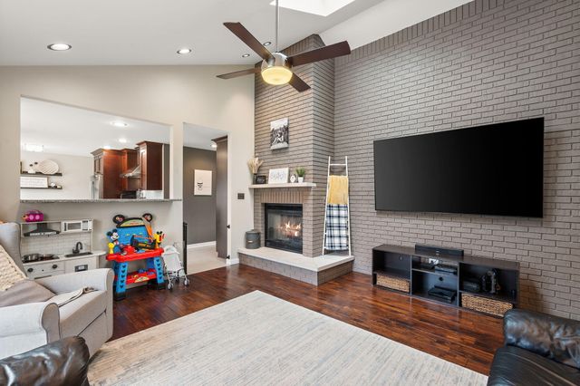 9468 Hilltop Drive, St. John, IN 46373