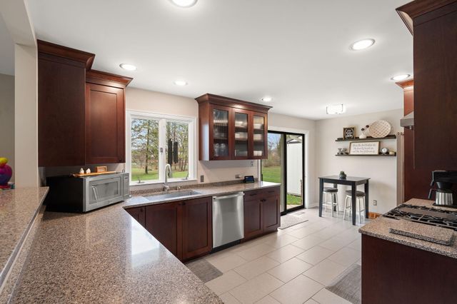 9468 Hilltop Drive, St. John, IN 46373