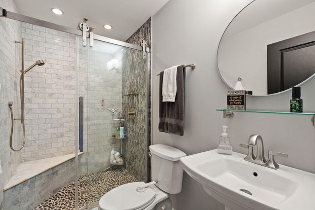 9468 Hilltop Drive, St. John, IN 46373