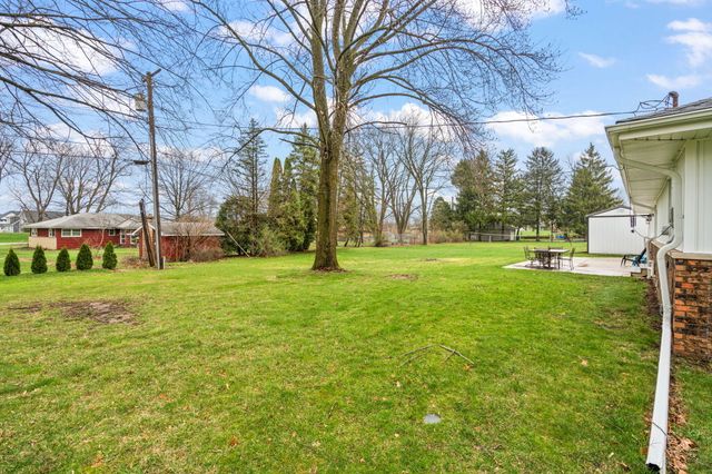 9468 Hilltop Drive, St. John, IN 46373