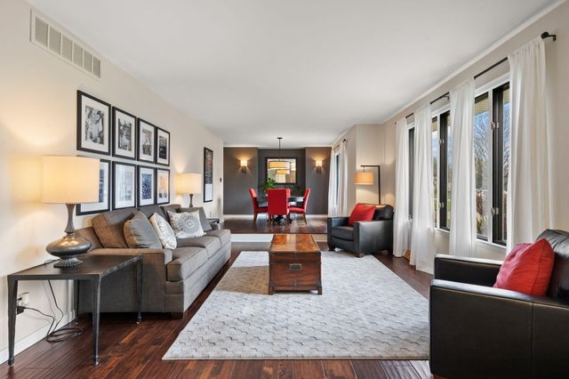 9468 Hilltop Drive, St. John, IN 46373